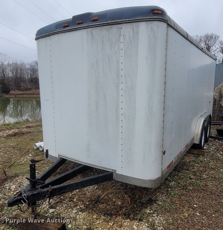 image for item MB9840 1998 Doolittle  enclosed cargo trailer