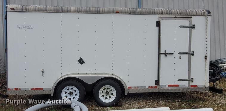 image for item MB9840 1998 Doolittle  enclosed cargo trailer