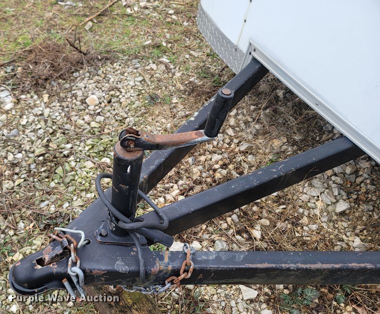 image for item MB9840 1998 Doolittle  enclosed cargo trailer