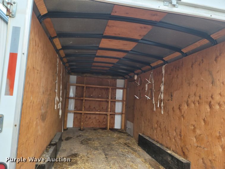 image for item MB9840 1998 Doolittle  enclosed cargo trailer