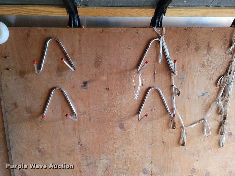 image for item MB9840 1998 Doolittle  enclosed cargo trailer