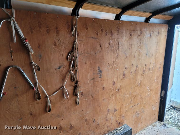 image for item MB9840 1998 Doolittle  enclosed cargo trailer