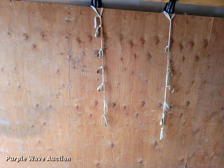 image for item MB9840 1998 Doolittle  enclosed cargo trailer