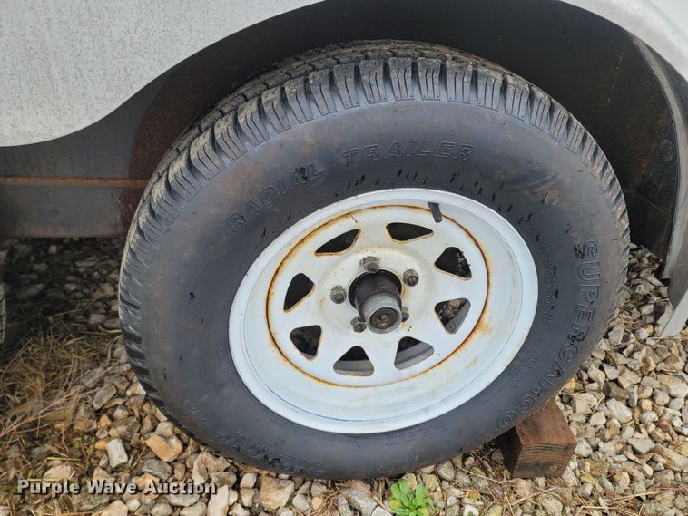 image for item MB9840 1998 Doolittle  enclosed cargo trailer