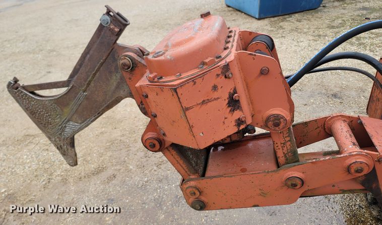 image for item MB9842 Ditch Witch 350SX  vibratory cable plow