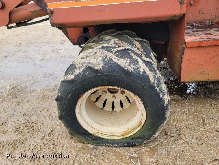 image for item MB9842 Ditch Witch 350SX  vibratory cable plow