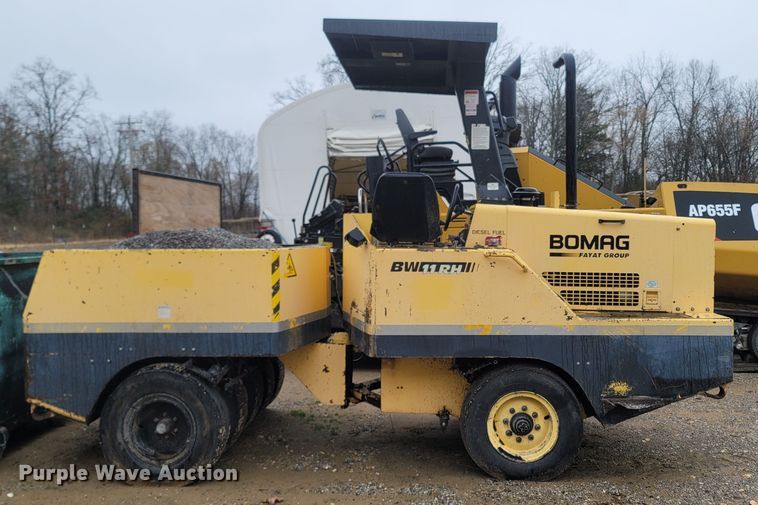 image for item MB9848 Bomag BW11RH  pneumatic roller