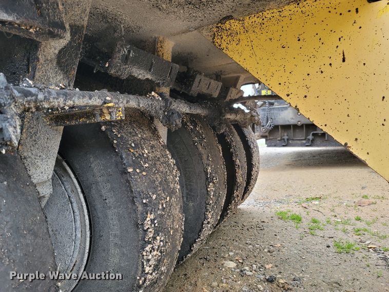 image for item MB9848 Bomag BW11RH  pneumatic roller