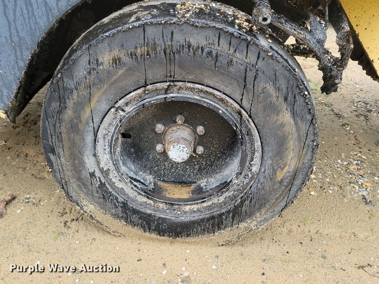 image for item MB9848 Bomag BW11RH  pneumatic roller