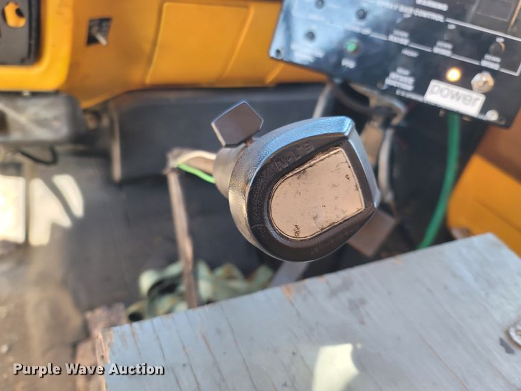 image for item MB9864 1989 Chevrolet Kodiak C70  oil distributor truck