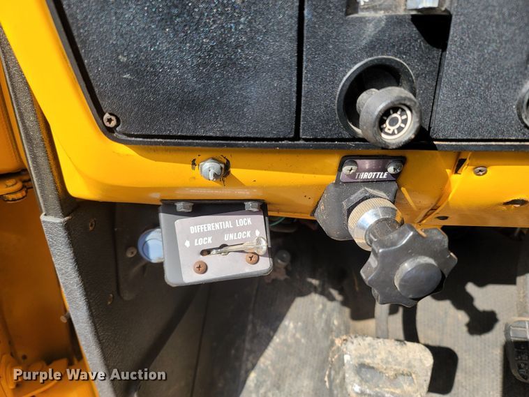 image for item MB9864 1989 Chevrolet Kodiak C70  oil distributor truck