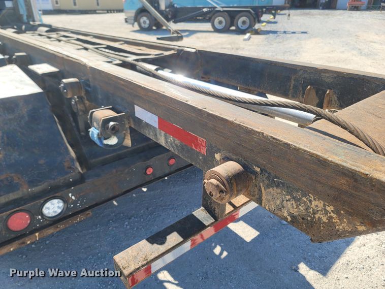 image for item MB9868 1997 Mack DM690S  roll-off container truck