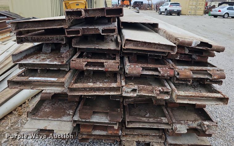 image for item MC9653 Approximately 52 concrete forms