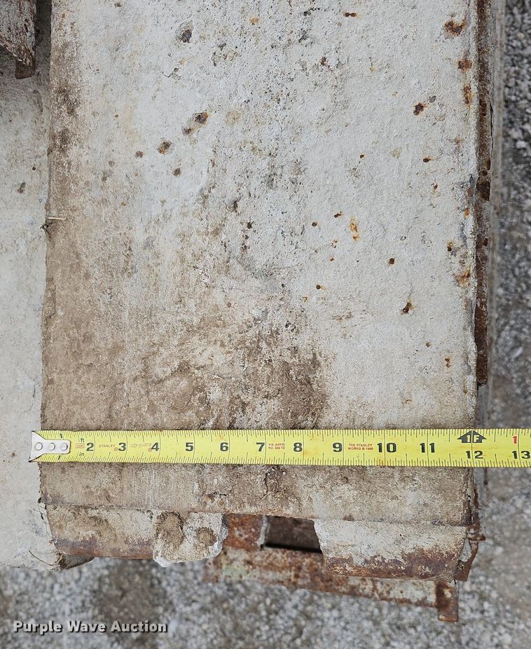 image for item MC9653 Approximately 52 concrete forms