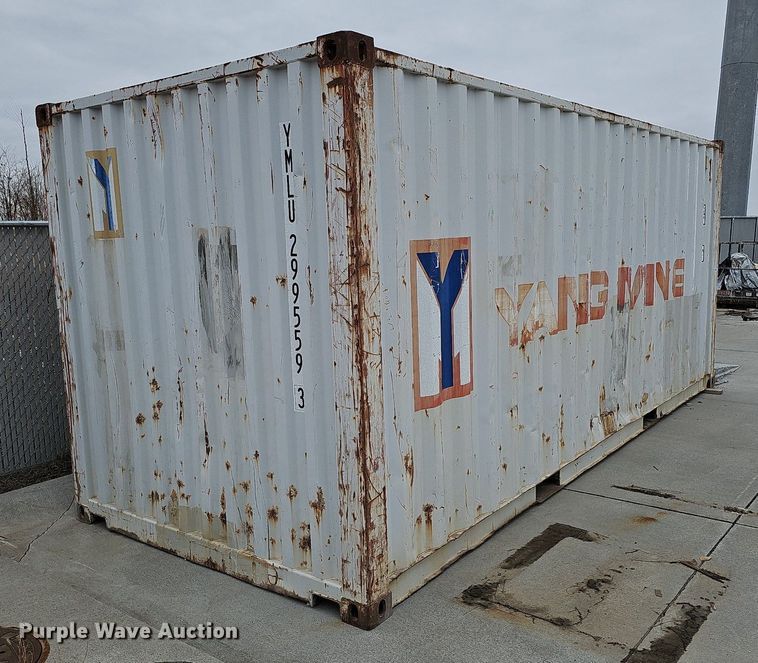 image for item MC9665 2000 CIMC DC20-20B  shipping container