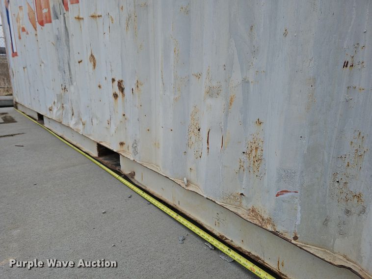 image for item MC9665 2000 CIMC DC20-20B  shipping container