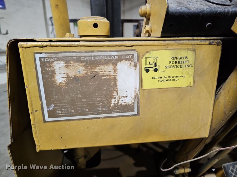 image for item MC9672 Caterpillar TC30  forklift