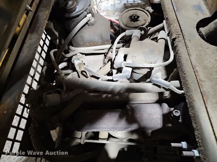 image for item MC9672 Caterpillar TC30  forklift