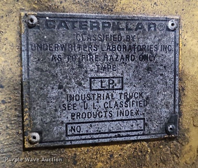 image for item MC9672 Caterpillar TC30  forklift