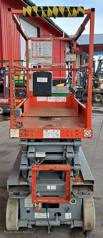 image for item MC9688 Skyjack SJIII 3219  scissor lift