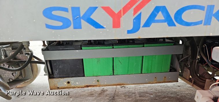 image for item MC9688 Skyjack SJIII 3219  scissor lift