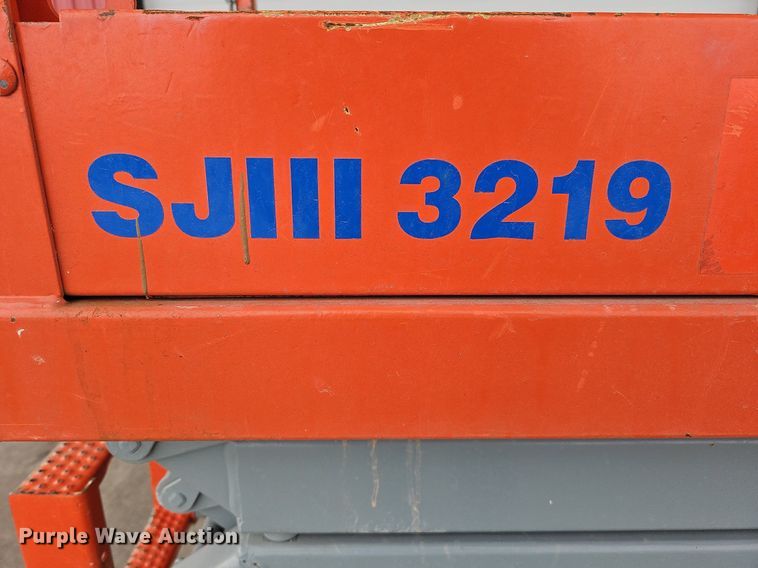 image for item MC9688 Skyjack SJIII 3219  scissor lift