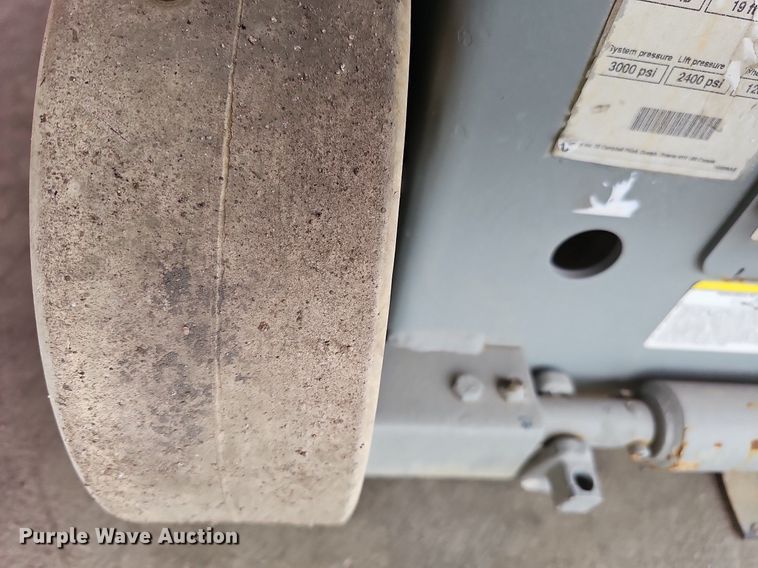 image for item MC9688 Skyjack SJIII 3219  scissor lift