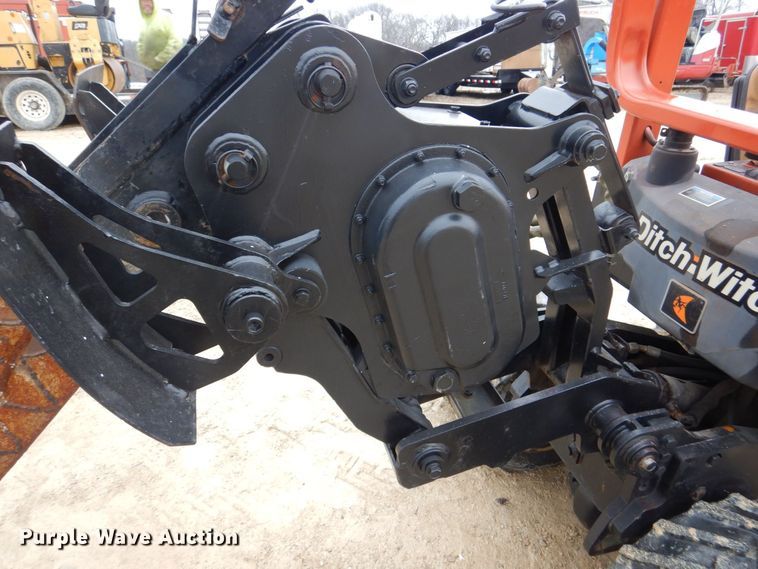 image for item MC9844 2007 Ditch Witch 420SX  cable plow