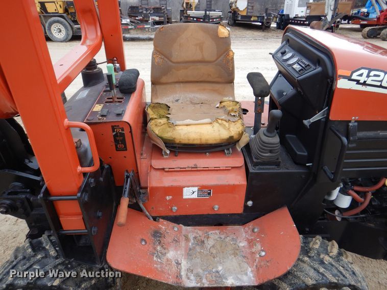 image for item MC9844 2007 Ditch Witch 420SX  cable plow