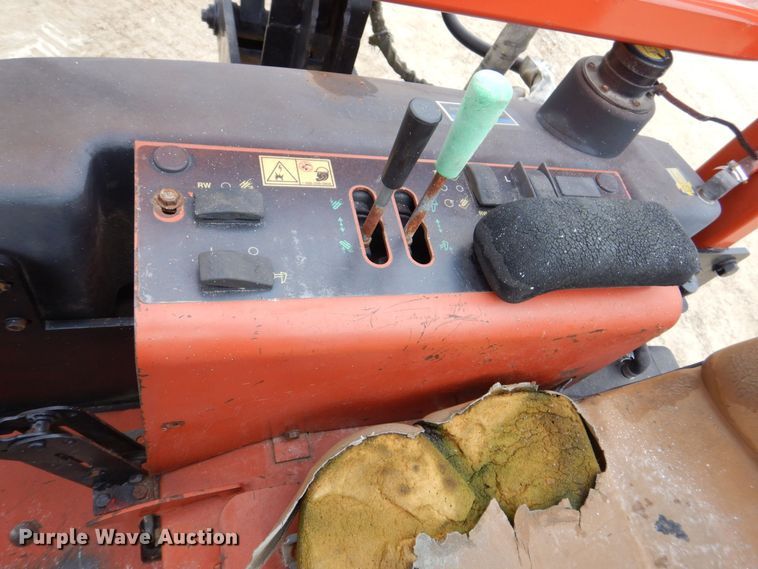 image for item MC9844 2007 Ditch Witch 420SX  cable plow