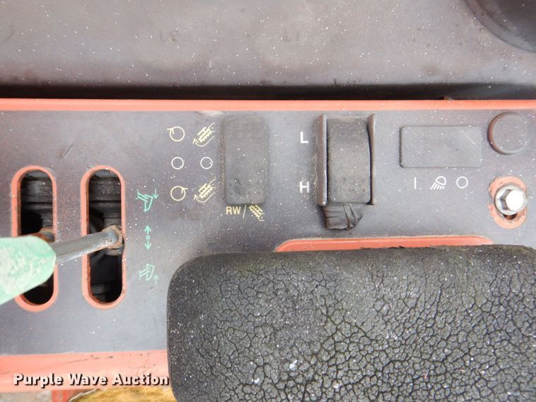 image for item MC9844 2007 Ditch Witch 420SX  cable plow