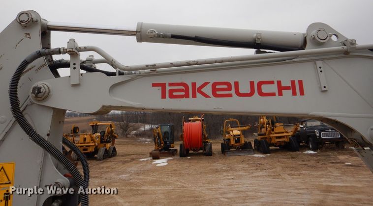 image for item MC9845 2016 Takeuchi TB230  mini excavator