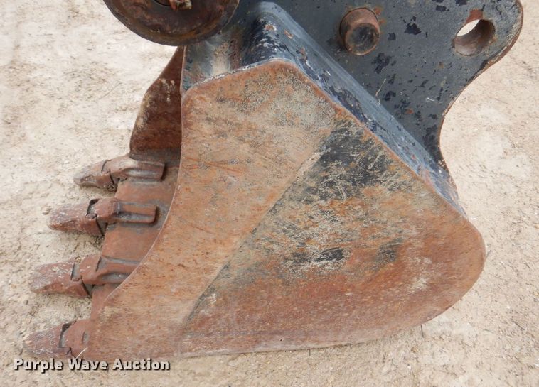 image for item MC9845 2016 Takeuchi TB230  mini excavator