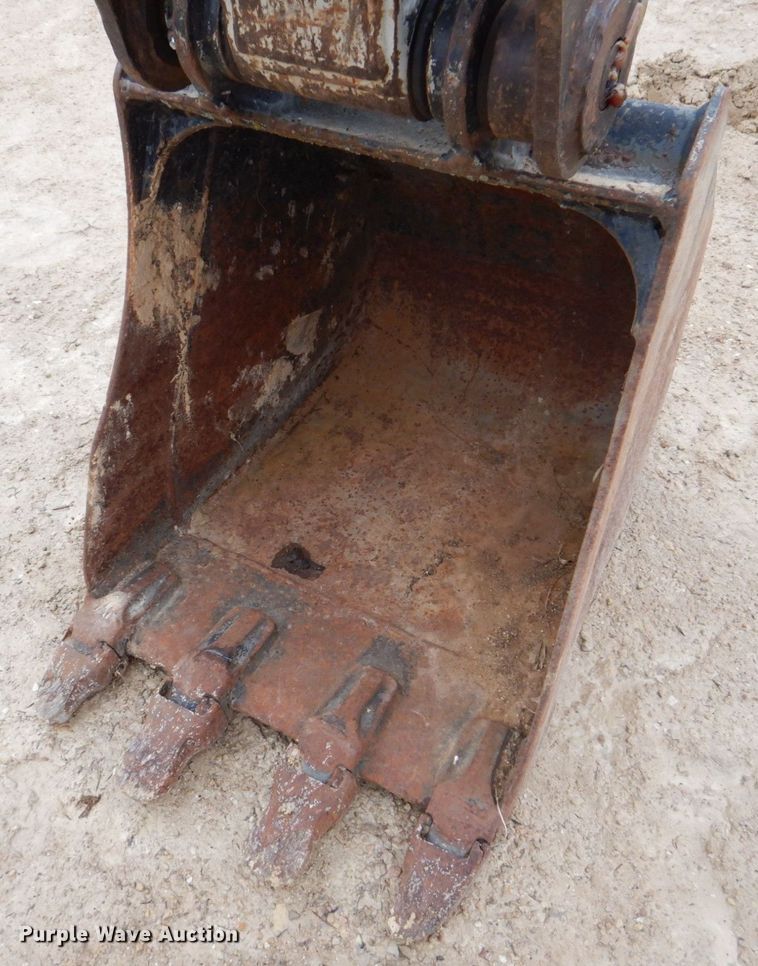 image for item MC9845 2016 Takeuchi TB230  mini excavator