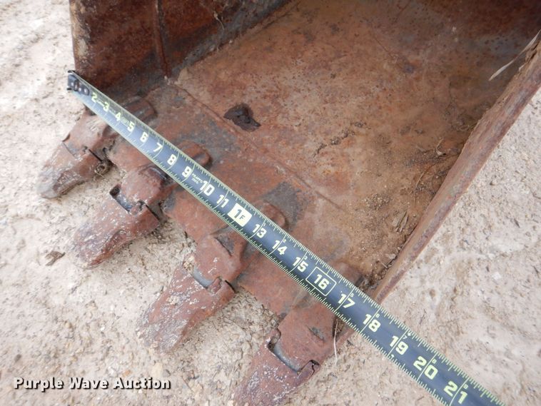 image for item MC9845 2016 Takeuchi TB230  mini excavator