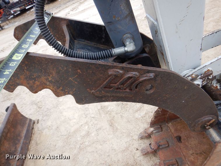 image for item MC9845 2016 Takeuchi TB230  mini excavator