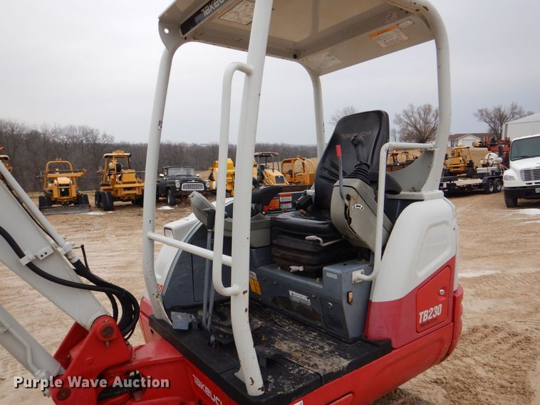 image for item MC9845 2016 Takeuchi TB230  mini excavator