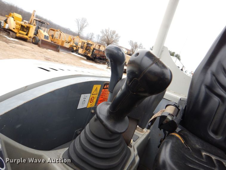 image for item MC9845 2016 Takeuchi TB230  mini excavator