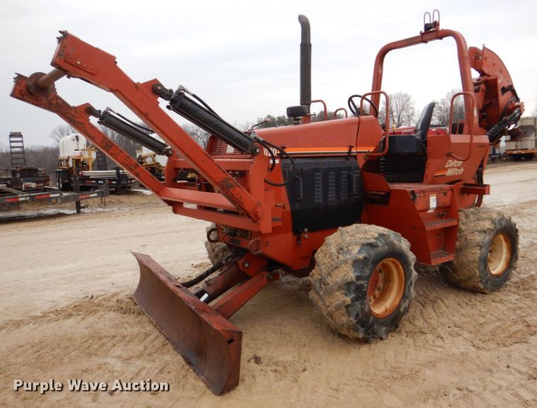 image for item MC9847 Ditch Witch 7020  vibratory cable plow