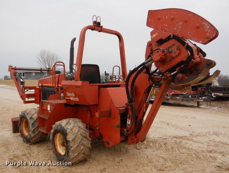 image for item MC9847 Ditch Witch 7020  vibratory cable plow