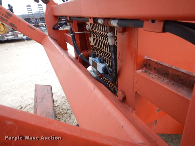 image for item MC9847 Ditch Witch 7020  vibratory cable plow