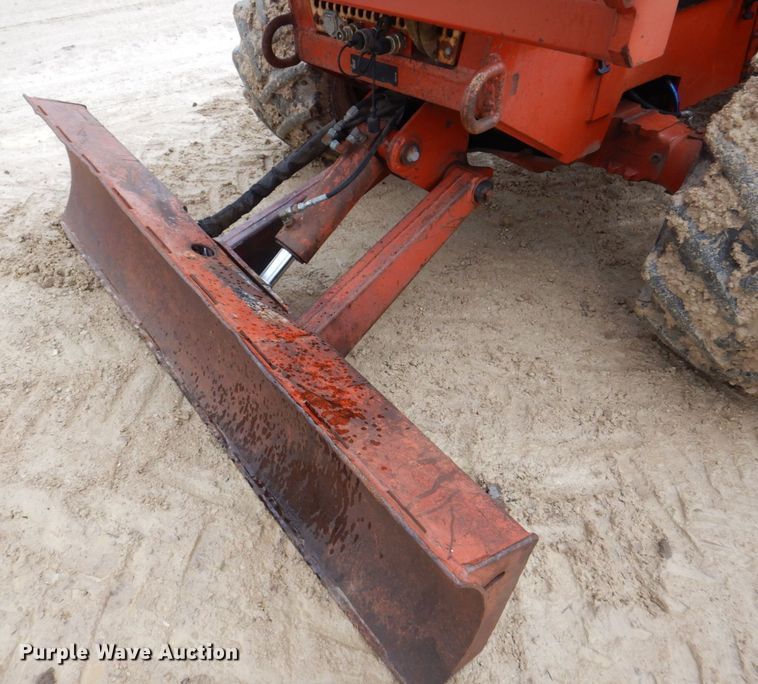 image for item MC9847 Ditch Witch 7020  vibratory cable plow