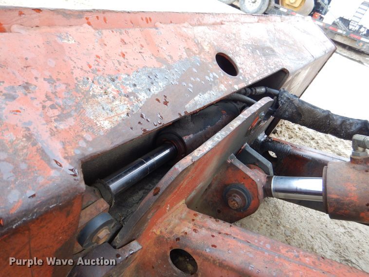 image for item MC9847 Ditch Witch 7020  vibratory cable plow