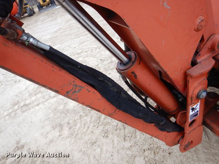 image for item MC9847 Ditch Witch 7020  vibratory cable plow