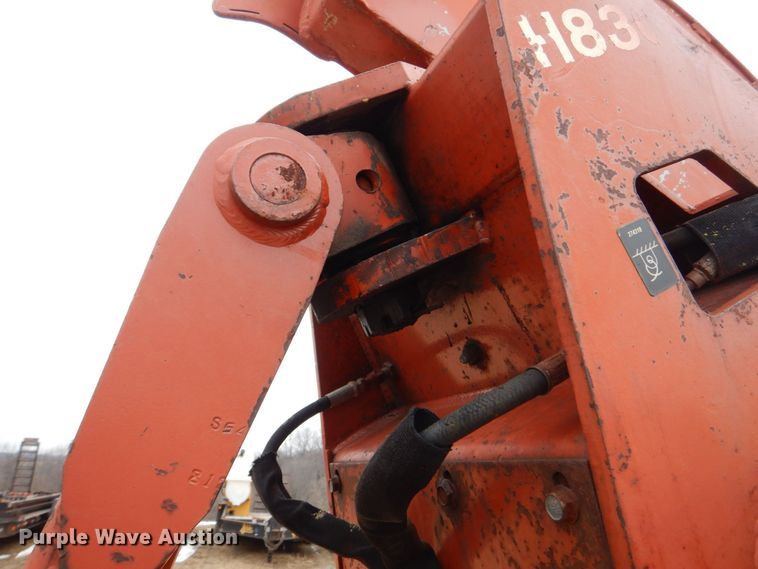 image for item MC9847 Ditch Witch 7020  vibratory cable plow