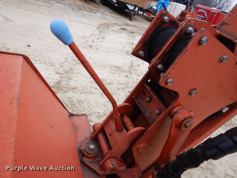 image for item MC9847 Ditch Witch 7020  vibratory cable plow