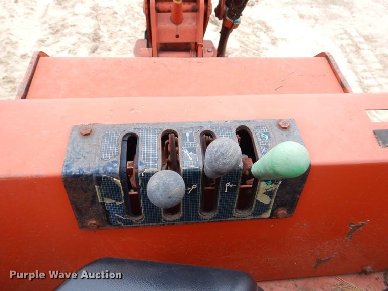 image for item MC9847 Ditch Witch 7020  vibratory cable plow