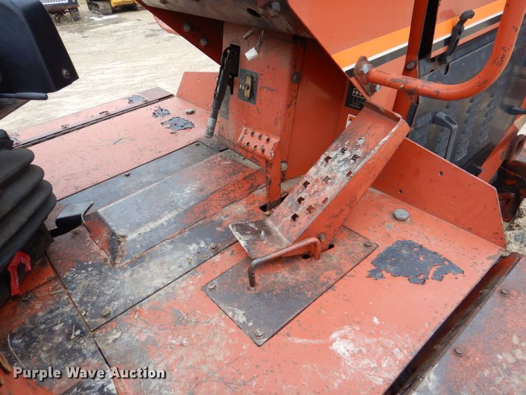 image for item MC9847 Ditch Witch 7020  vibratory cable plow