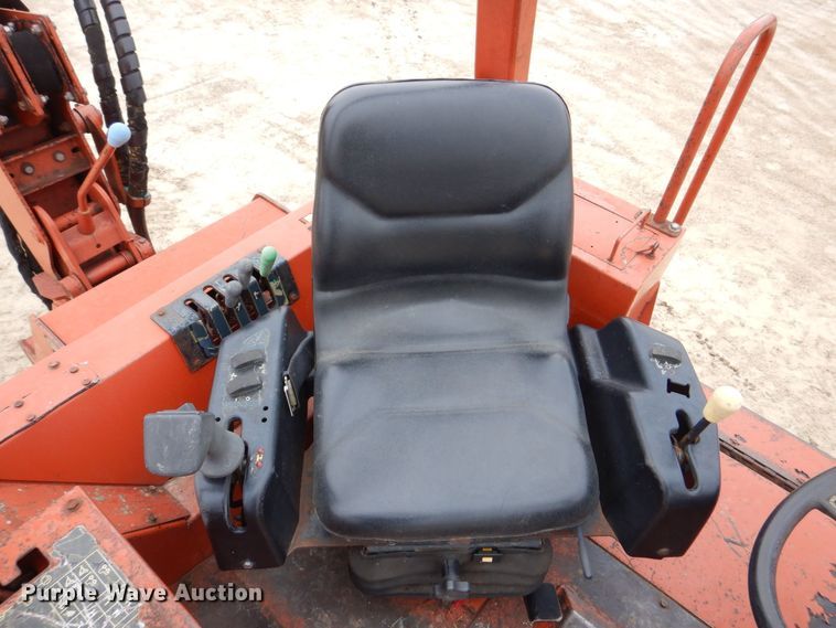 image for item MC9847 Ditch Witch 7020  vibratory cable plow