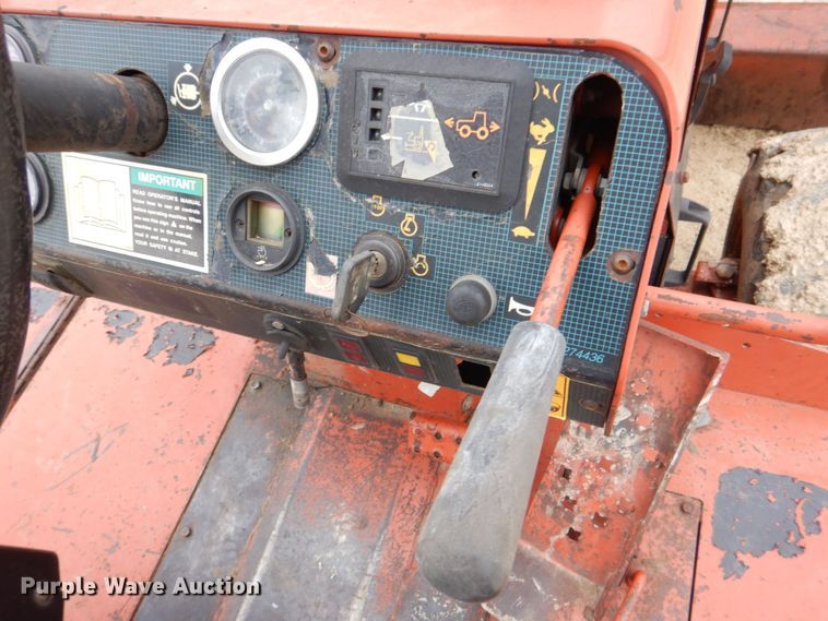 image for item MC9847 Ditch Witch 7020  vibratory cable plow